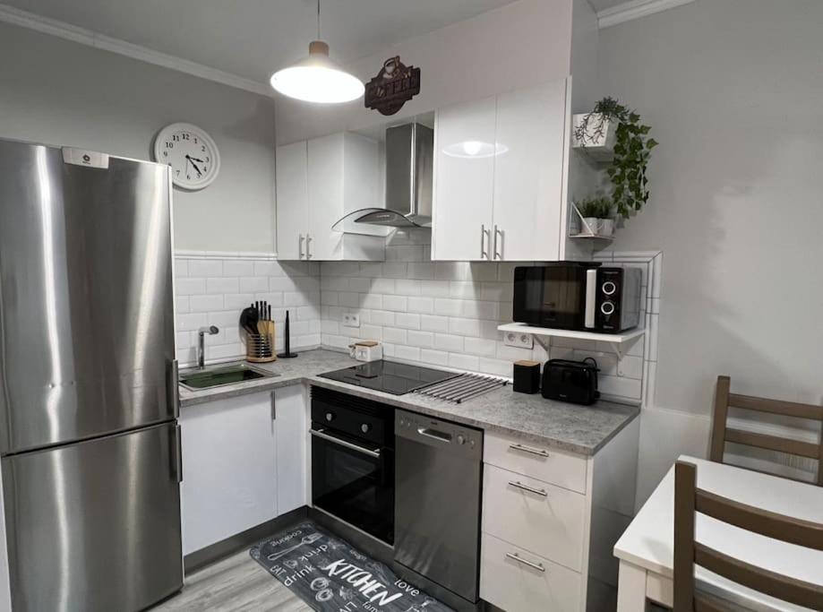 Apartamento Turistico Plaza III Monforte De Lemos Exterior photo