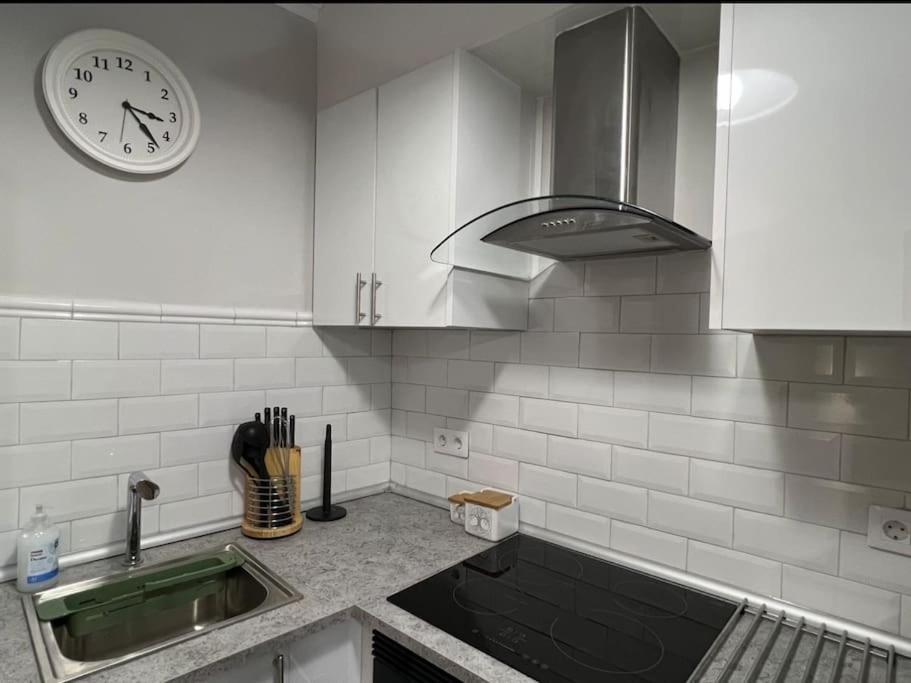 Apartamento Turistico Plaza III Monforte De Lemos Exterior photo